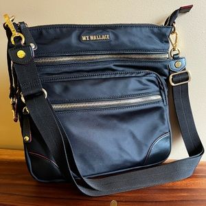 MZ WALLACE - Multi compartment crossbody adjustable bag - Black/Gold
